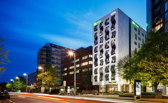 Cladding replacement